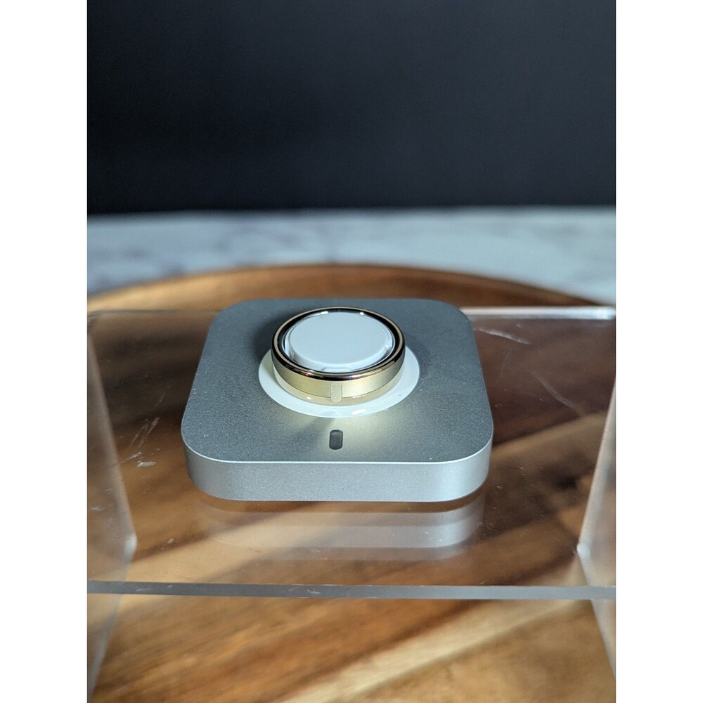 Oura Ring Gen 5 Gold Smart Ring Size 9 Brand New Without Box Includes Charger